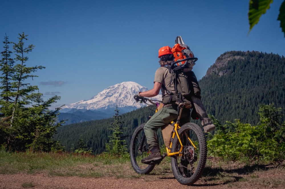 In partnership with Orogenesis: Klickitat Sisters Stewardship