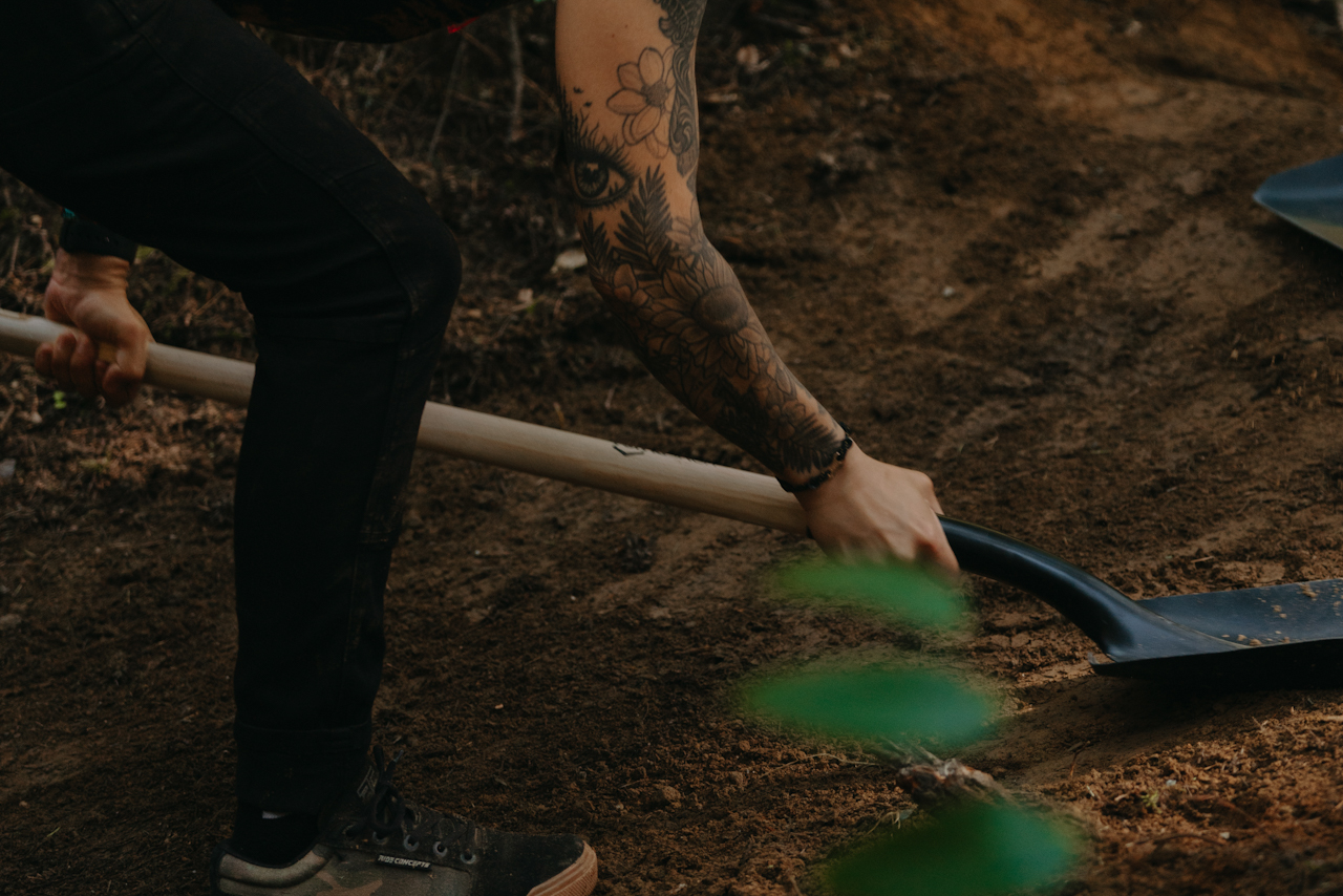 Back Your Builder: Heather + Dirt = Space