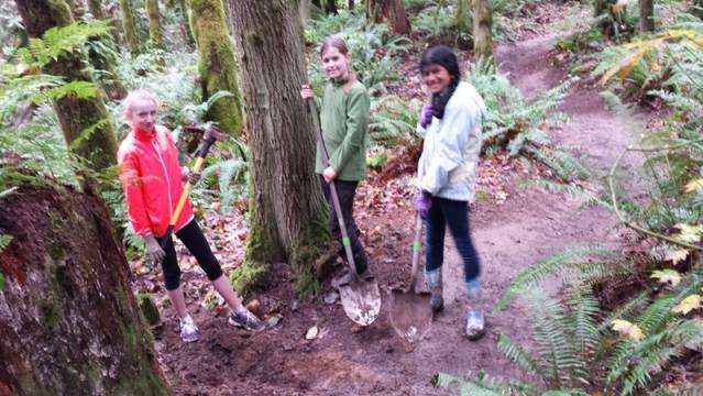 EAS Students and Evergreen: Learning and Service at Duthie Hill